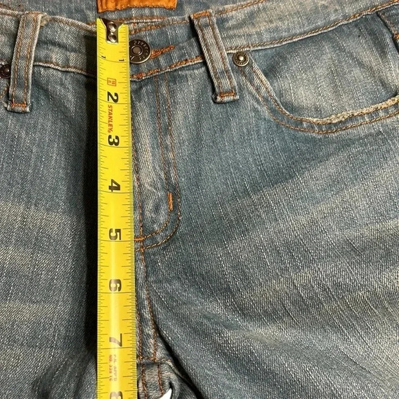James Jeans,women size 26.NWT,light wash blue denim jeans, low rise,distressed - Picture 10 of 17